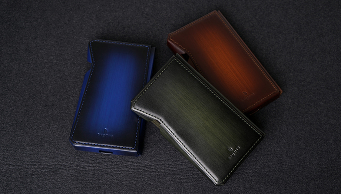 Patina Case Contents01